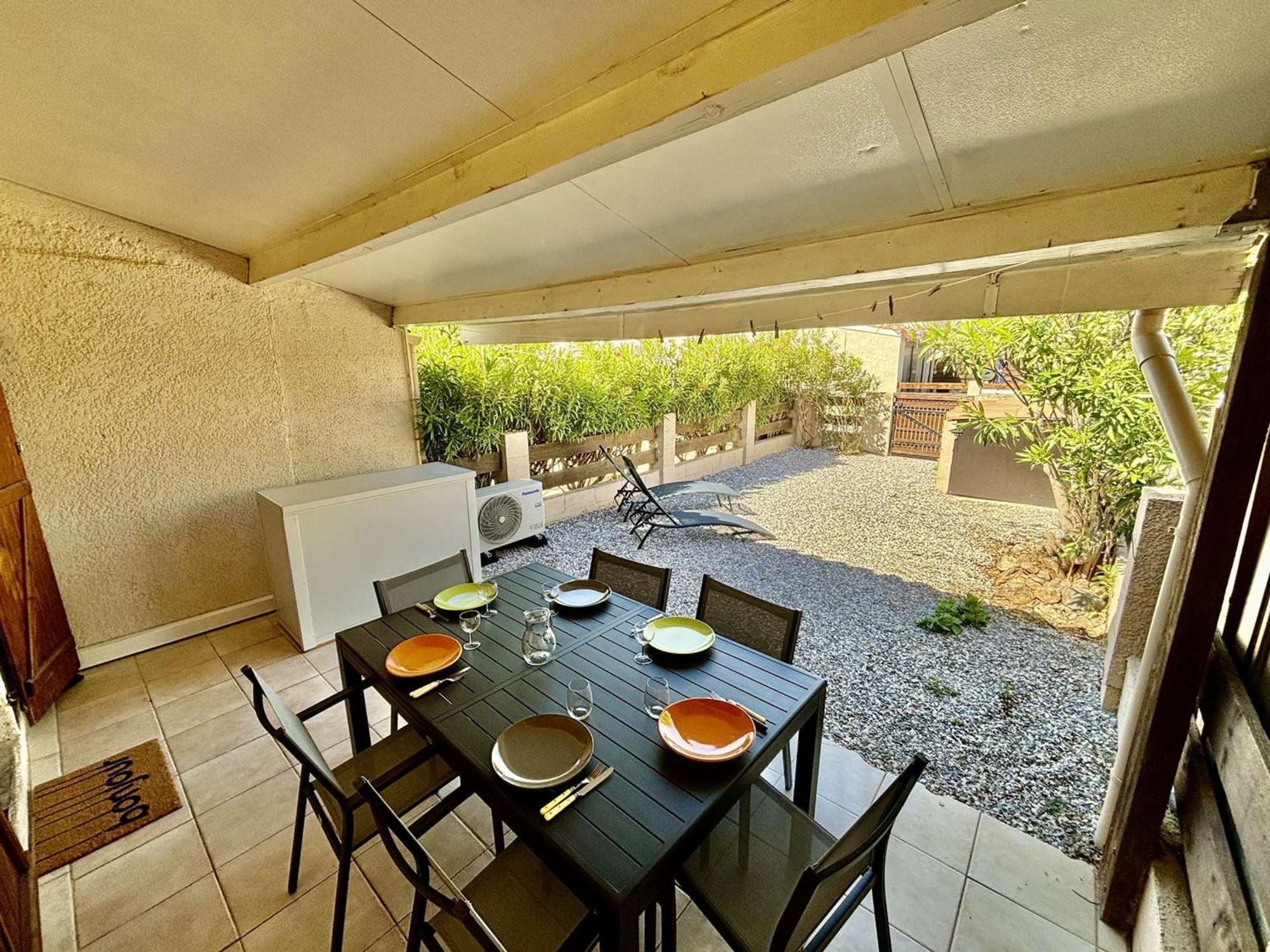 Ferienhaus Maison Mitoyenne 3 Pieces Avec Terrasse, A 900m De La - Quartier Calme - 4 Couchages - Confort - Fr-1-229c-96 *